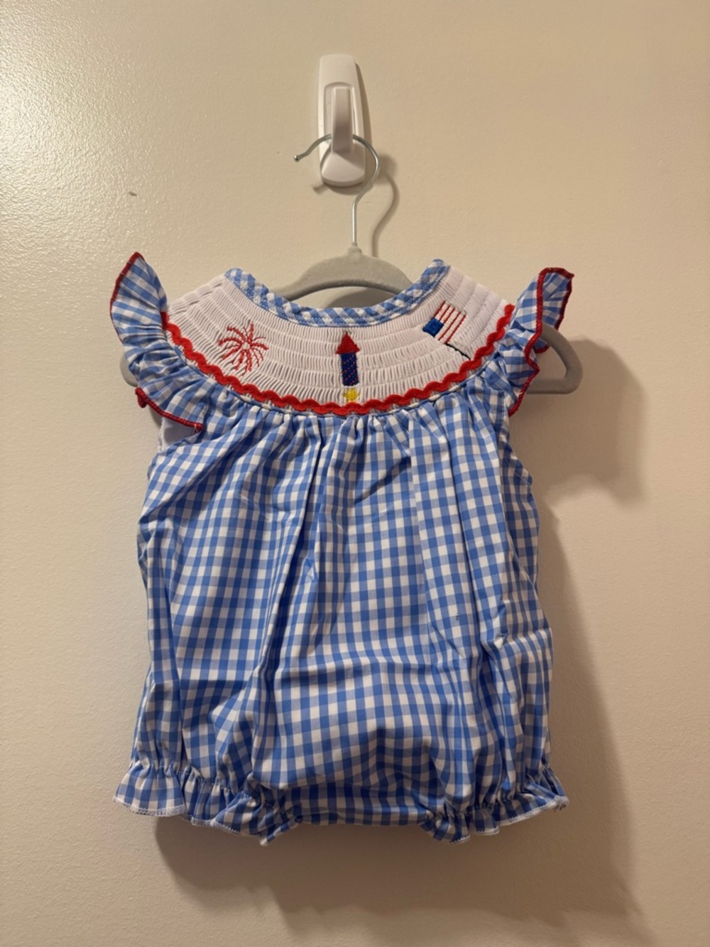 Boutique Patriotic Smocked Girls Bubble Multiple Sizes 4th of July nwt